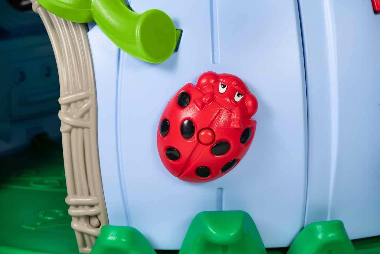 Happy Hollow - River City Play Systems